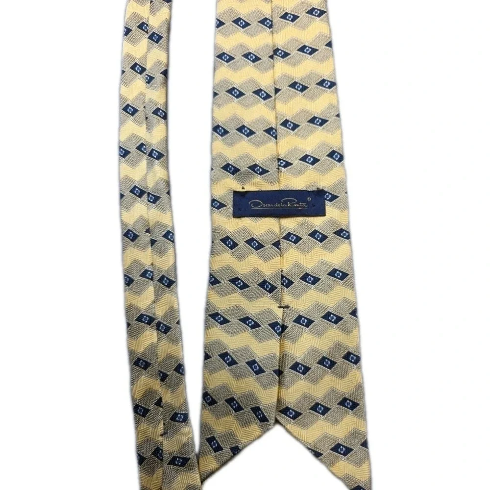 Christian Dior Yellow Grid Loop Pattern 100% Silk Neck Tie Size 57